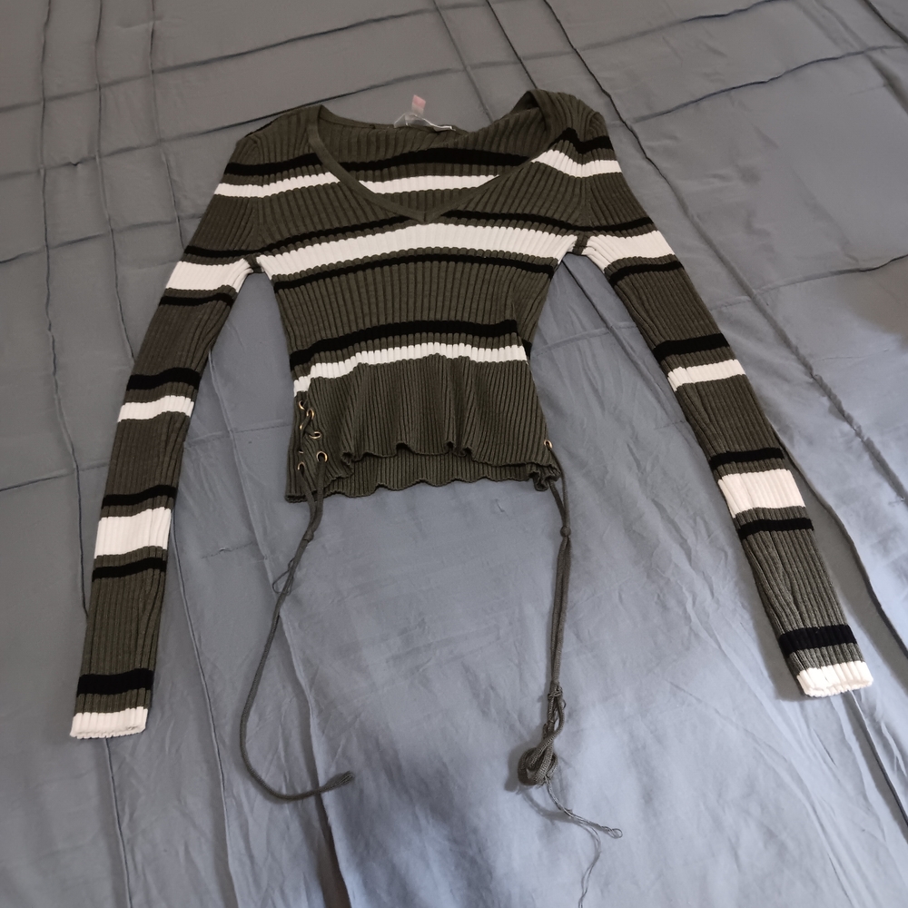 No Boundaries Olive Black White Ribbed Crop Top